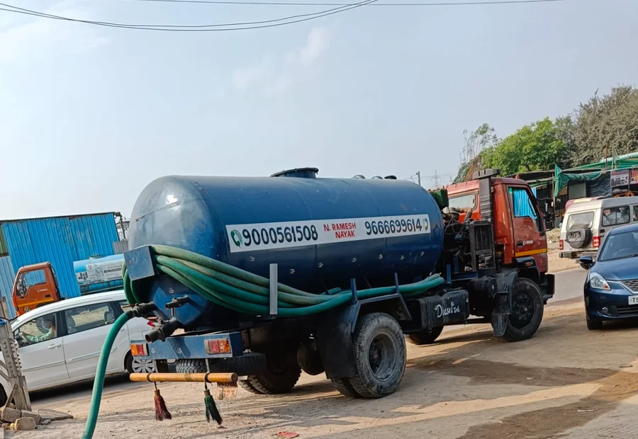 Industrial Sludge Removal service image