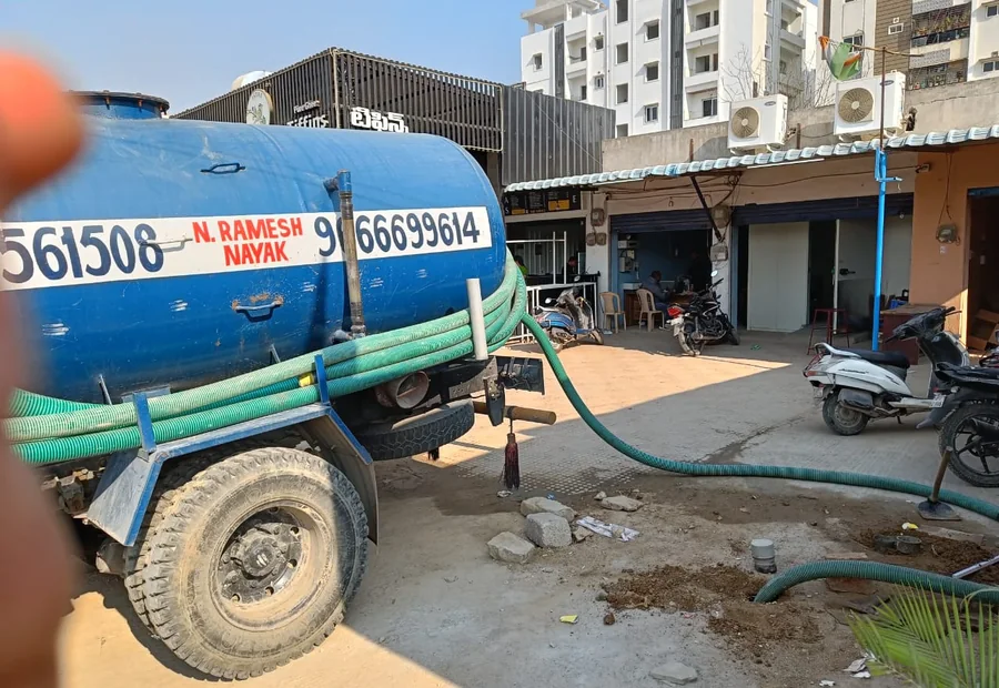 Sewage Overflow Cleaning service illustration